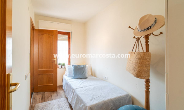 Objekte zum Wiederverkauf - Wohnung - Torrevieja - TORREVIEJA