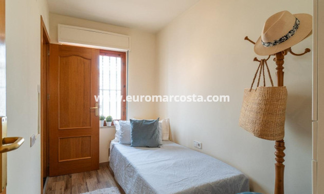 Objekte zum Wiederverkauf - Wohnung - Torrevieja - TORREVIEJA