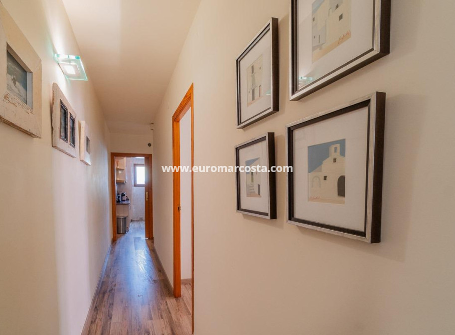 Objekte zum Wiederverkauf - Wohnung - Torrevieja - TORREVIEJA