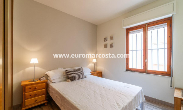 Objekte zum Wiederverkauf - Wohnung - Torrevieja - TORREVIEJA