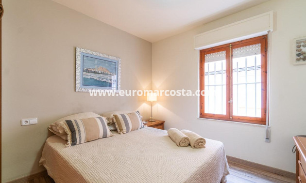 Objekte zum Wiederverkauf - Wohnung - Torrevieja - TORREVIEJA