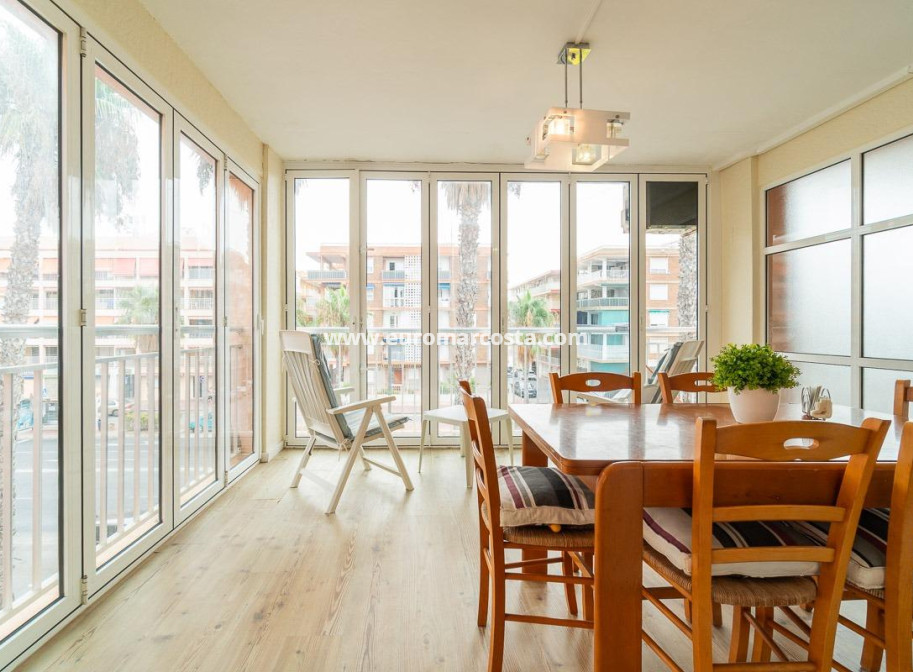 Objekte zum Wiederverkauf - Wohnung - Torrevieja - TORREVIEJA