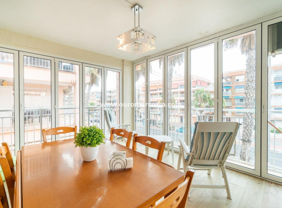 Objekte zum Wiederverkauf - Wohnung - Torrevieja - TORREVIEJA