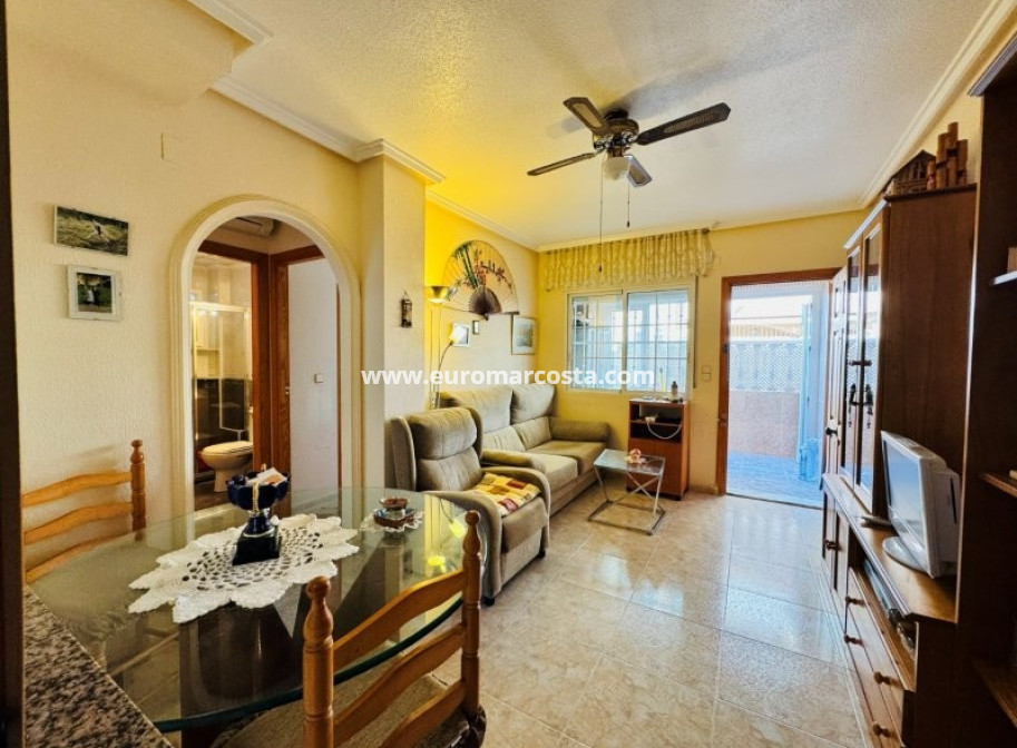 Venta - Apartamento / piso - La Mata - TORREVIEJA