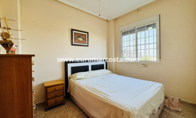 Venta - Apartamento / piso - La Mata - TORREVIEJA