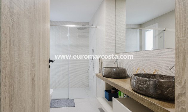 Venta - Villa - Algorfa - Campo de Golf - Algorfa