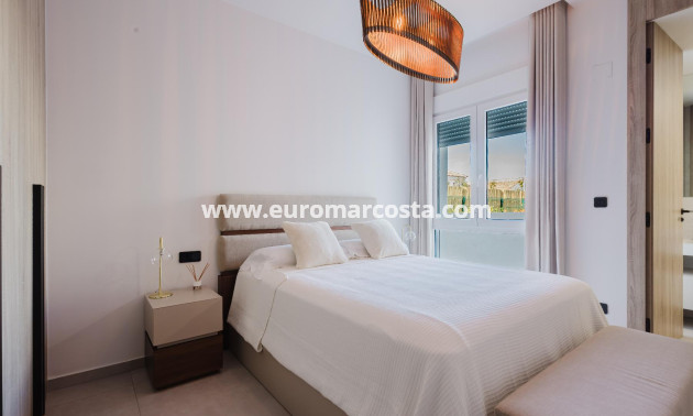 Venta - Villa - Algorfa - Campo de Golf - Algorfa