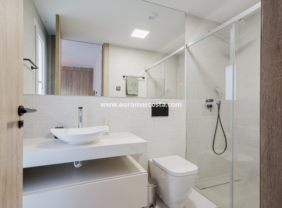 Venta - Villa - Algorfa - Campo de Golf - Algorfa