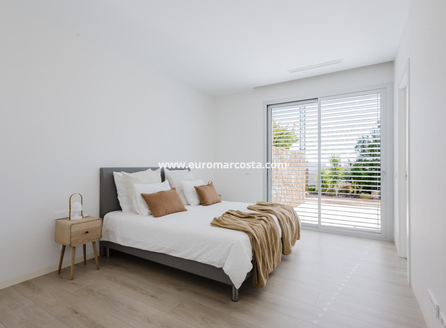Venta - Villa - Orihuela Costa