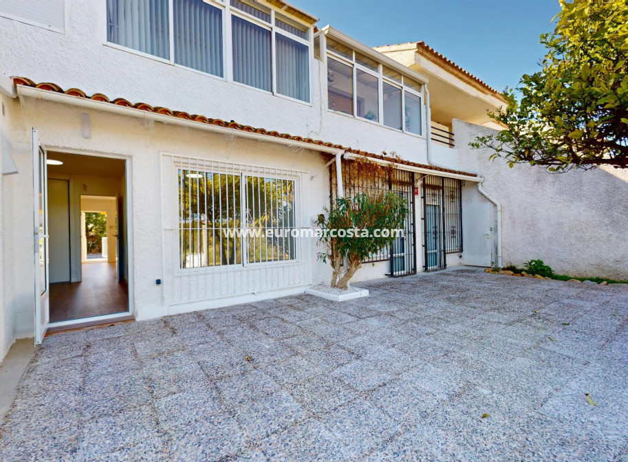 Sale - Bungalow - Orihuela Costa