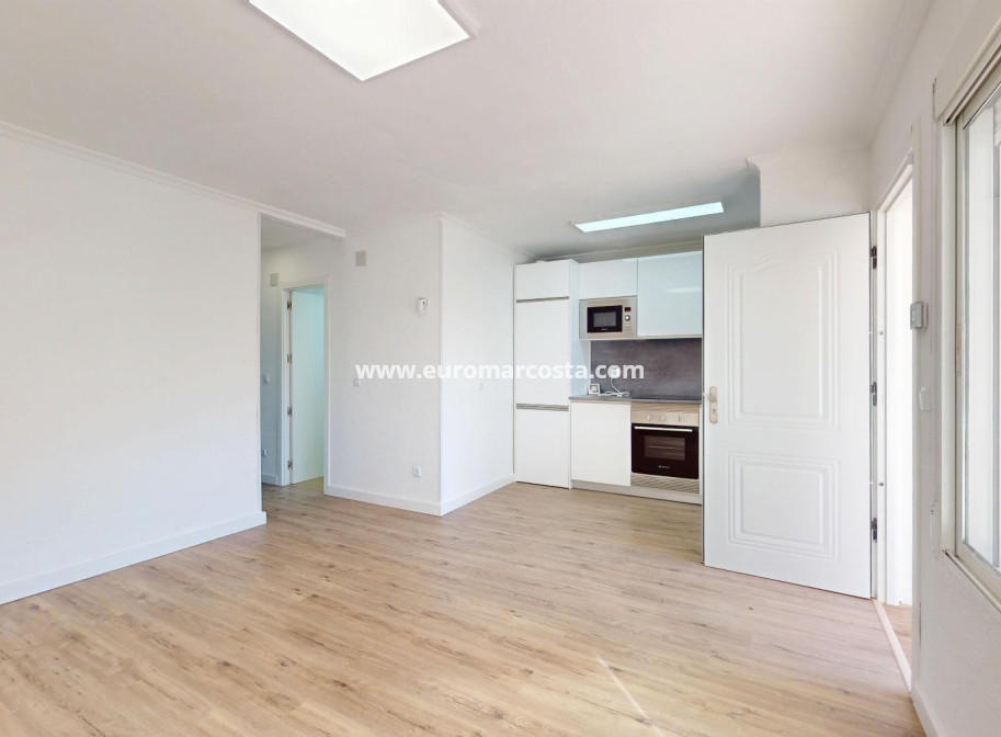 Sale - Bungalow - Orihuela Costa