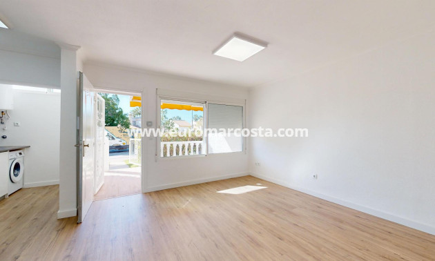 Sale - Bungalow - Orihuela Costa