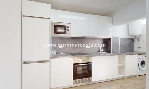 Sale - Bungalow - Orihuela Costa
