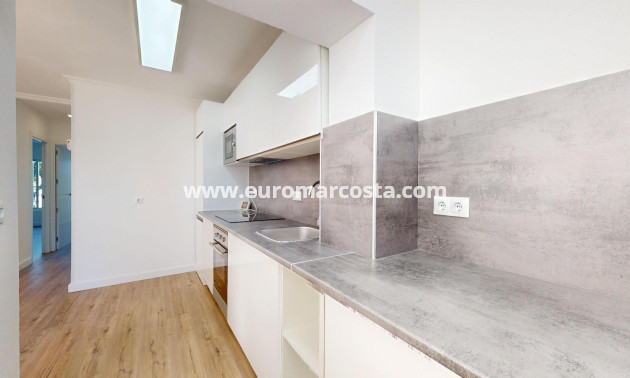 Sale - Bungalow - Orihuela Costa