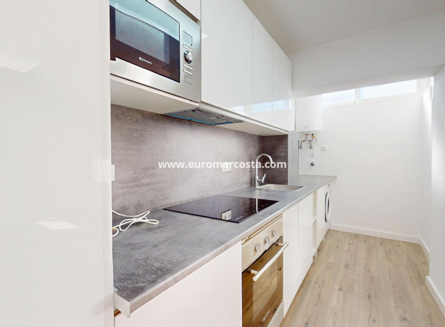 Sale - Bungalow - Orihuela Costa