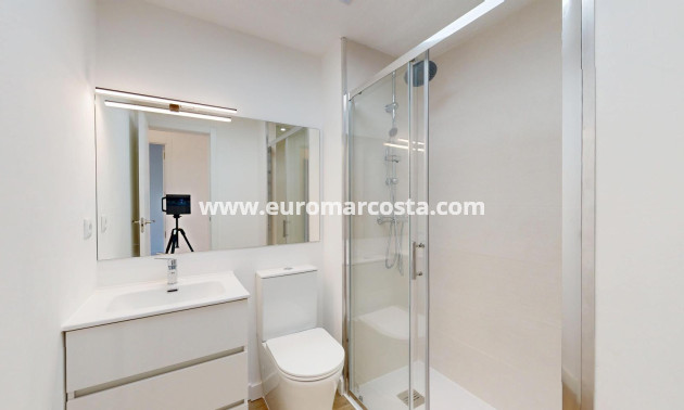 Sale - Bungalow - Orihuela Costa