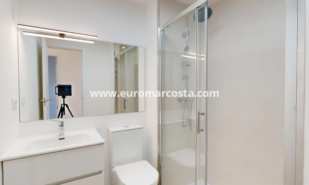 Sale - Bungalow - Orihuela Costa
