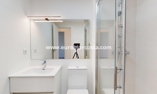Sale - Bungalow - Orihuela Costa