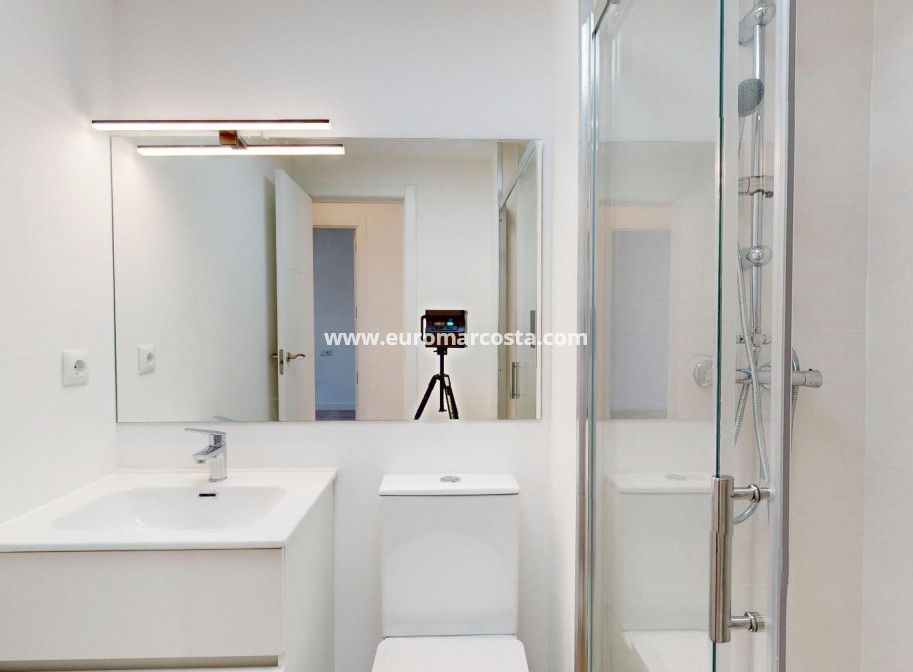 Sale - Bungalow - Orihuela Costa