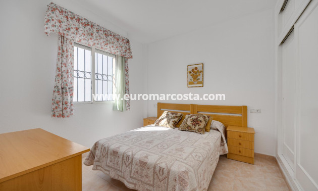 Venta - Bungalow - Torrevieja - TORREVIEJA