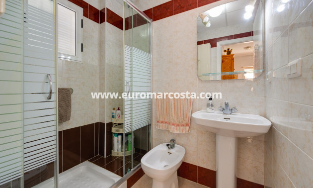 Venta - Bungalow - Torrevieja - TORREVIEJA