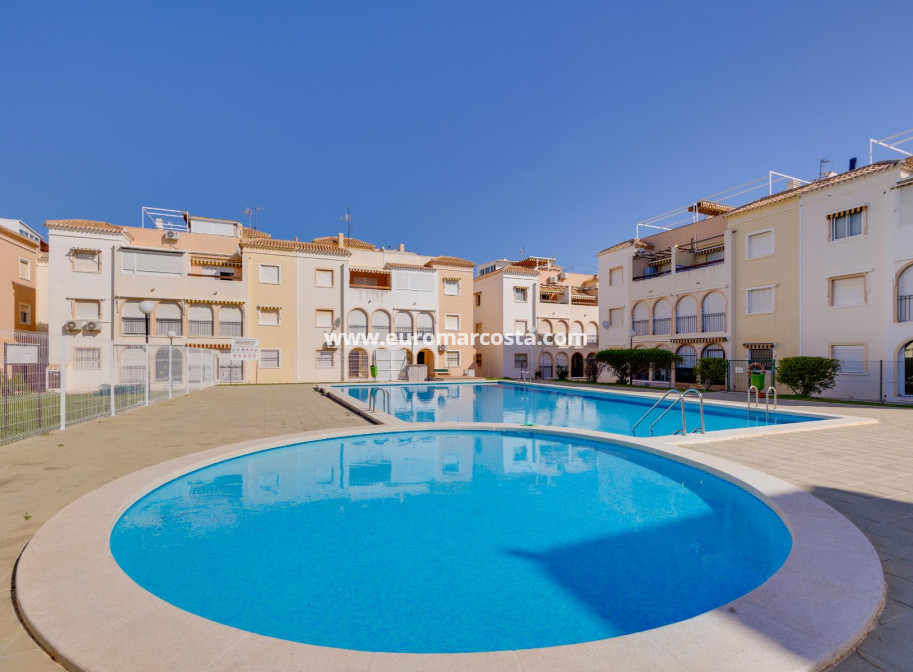 Venta - Bungalow - Torrevieja - TORREVIEJA