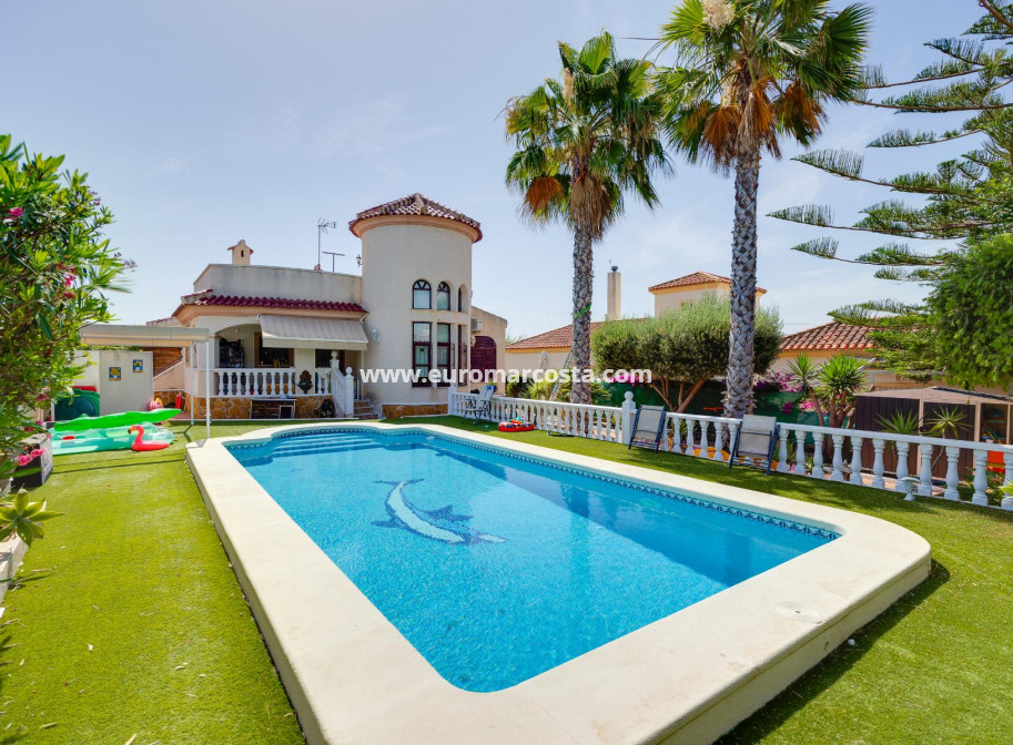 Venta - Chalet - San Fulgencio