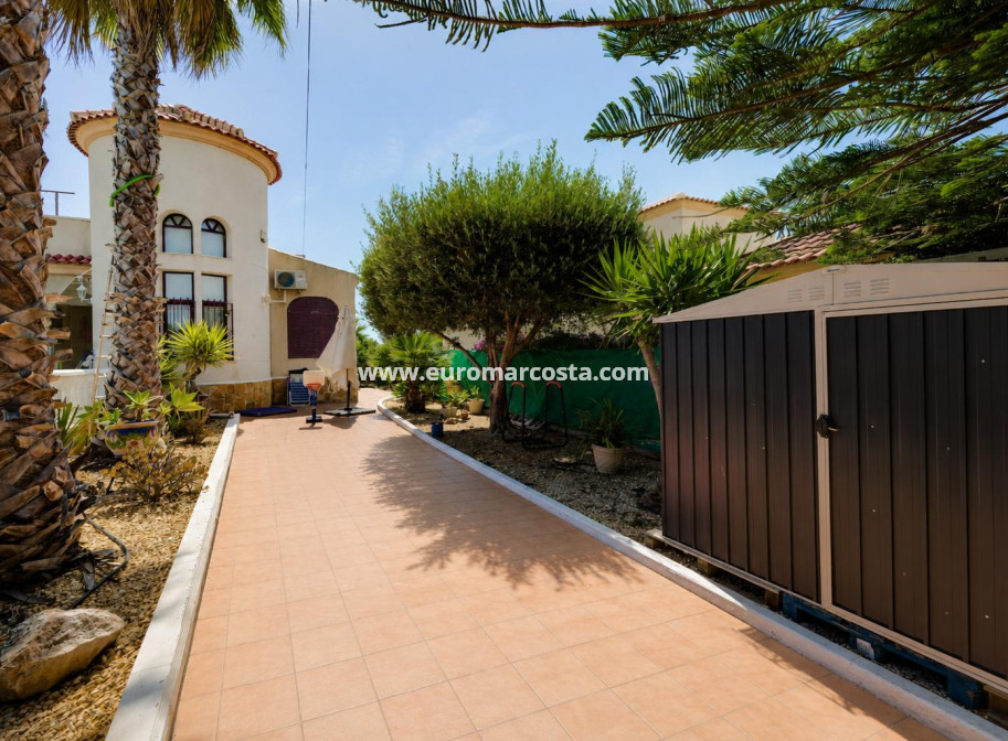 Venta - Chalet - San Fulgencio