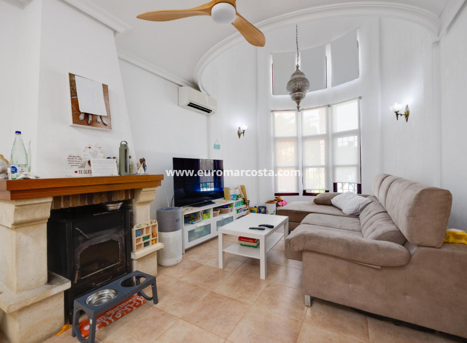 Venta - Chalet - San Fulgencio