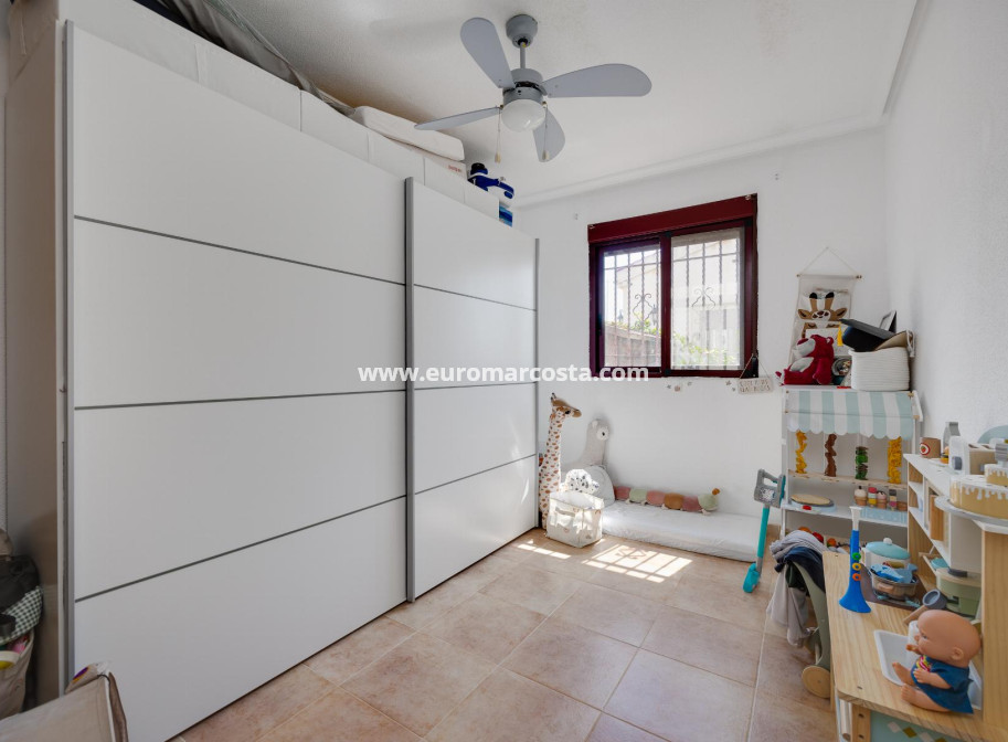 Venta - Chalet - San Fulgencio