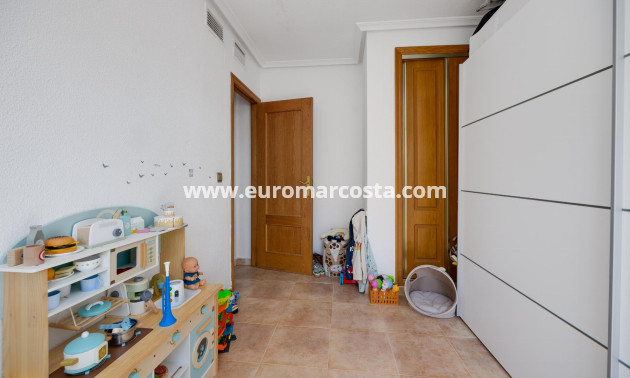 Venta - Chalet - San Fulgencio