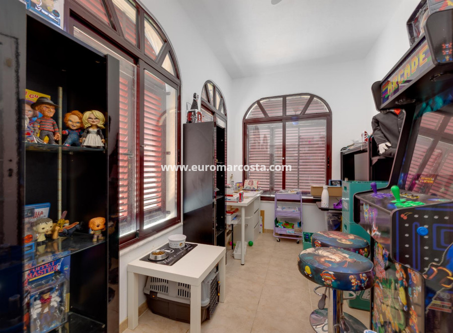 Venta - Chalet - San Fulgencio