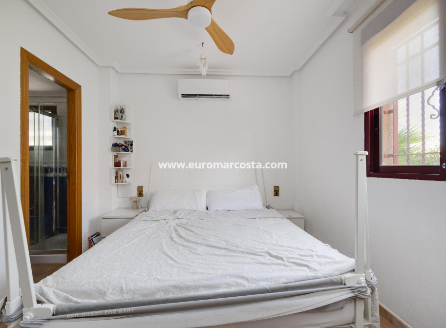 Venta - Chalet - San Fulgencio