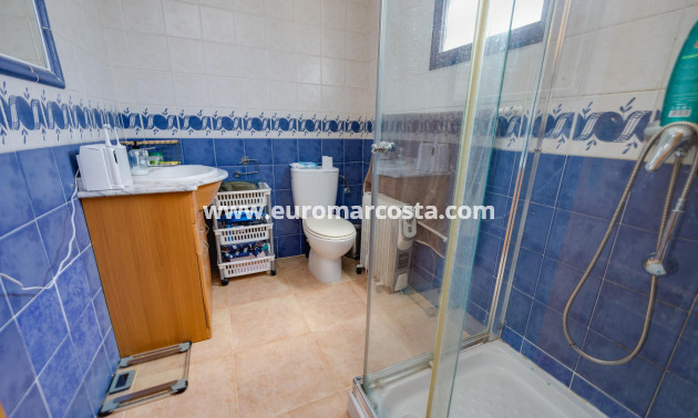 Venta - Chalet - San Fulgencio