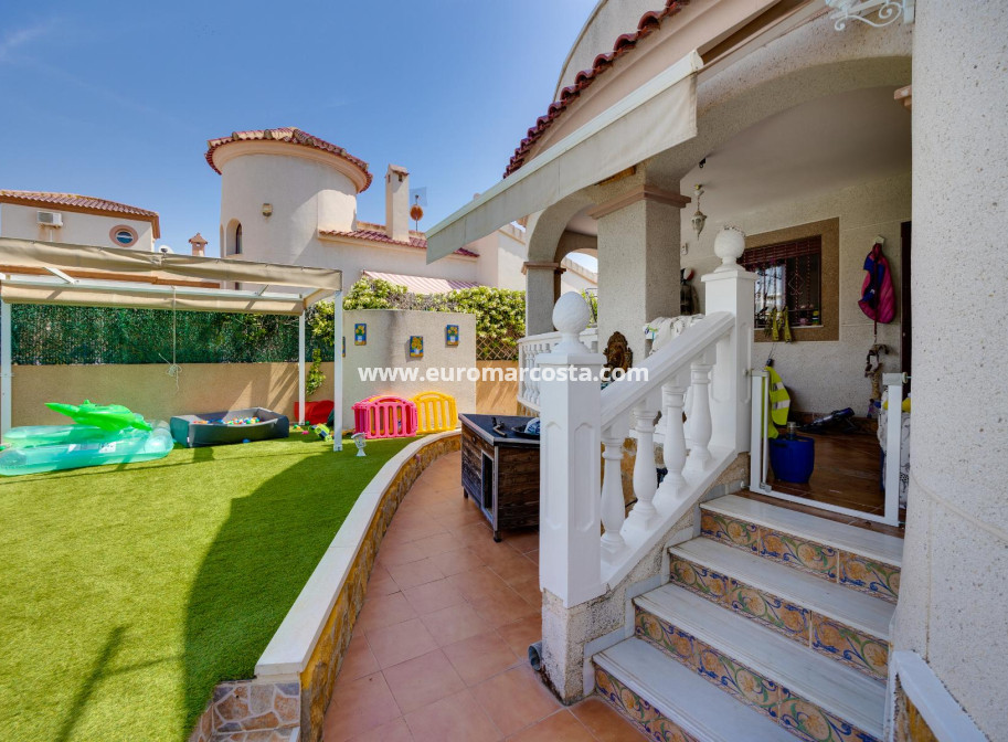 Venta - Chalet - San Fulgencio