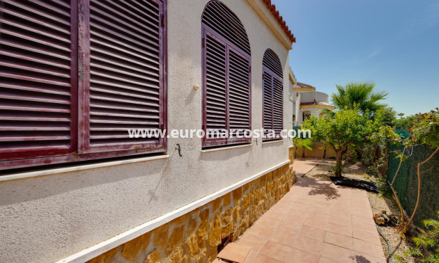 Venta - Chalet - San Fulgencio