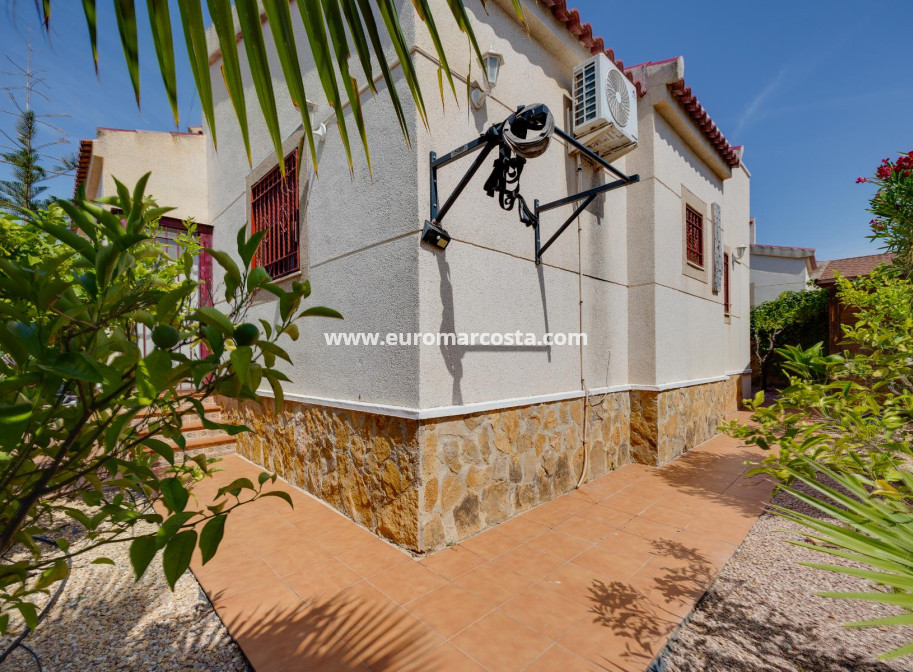 Venta - Chalet - San Fulgencio