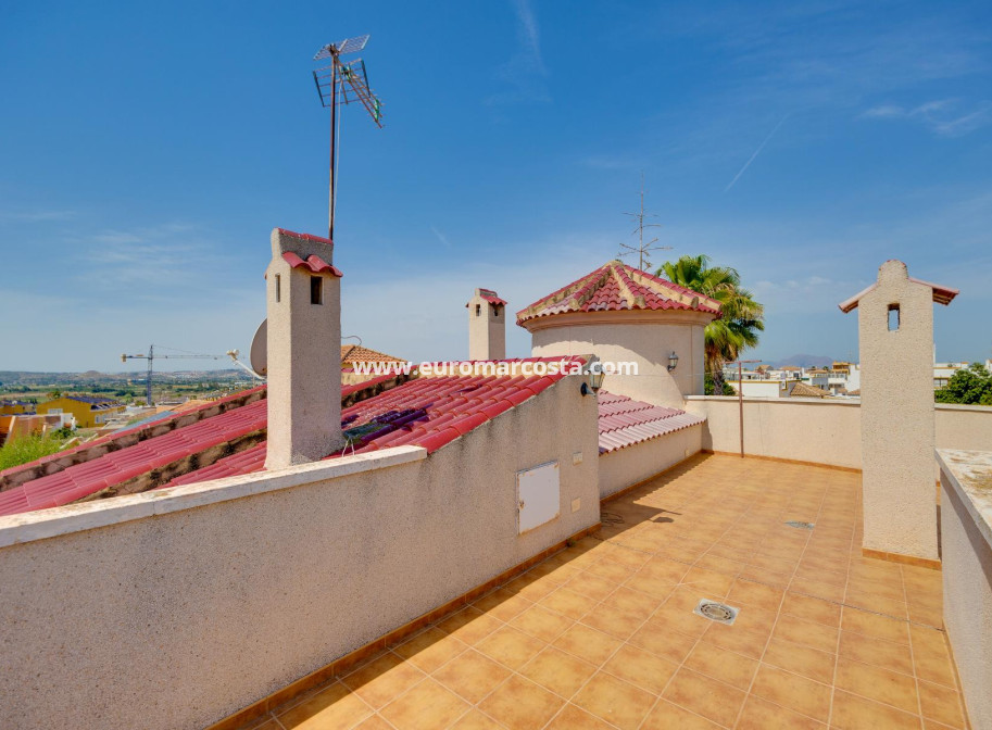 Venta - Chalet - San Fulgencio