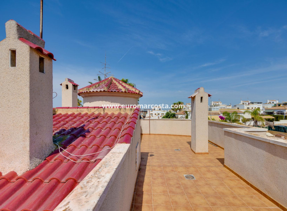 Venta - Chalet - San Fulgencio