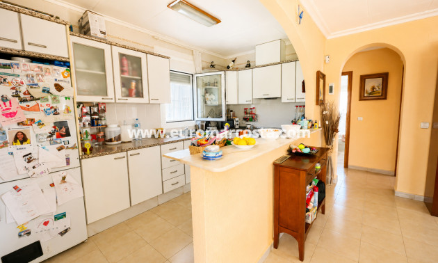 Venta - Villa - Torrevieja - TORREVIEJA