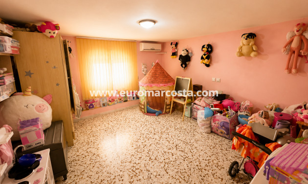 Venta - Villa - Torrevieja - TORREVIEJA