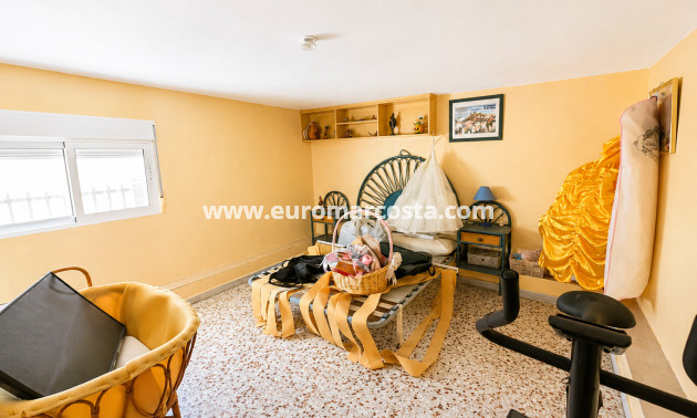 Venta - Villa - Torrevieja - TORREVIEJA