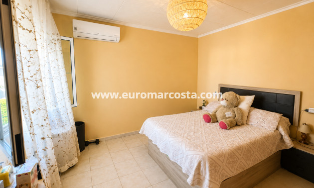 Venta - Villa - Torrevieja - TORREVIEJA