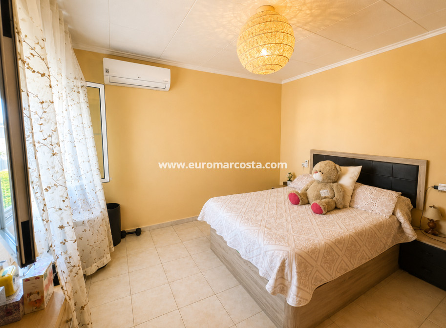Venta - Villa - Torrevieja - TORREVIEJA