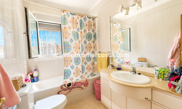 Venta - Villa - Torrevieja - TORREVIEJA