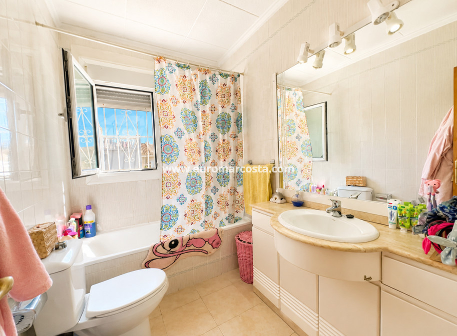 Venta - Villa - Torrevieja - TORREVIEJA