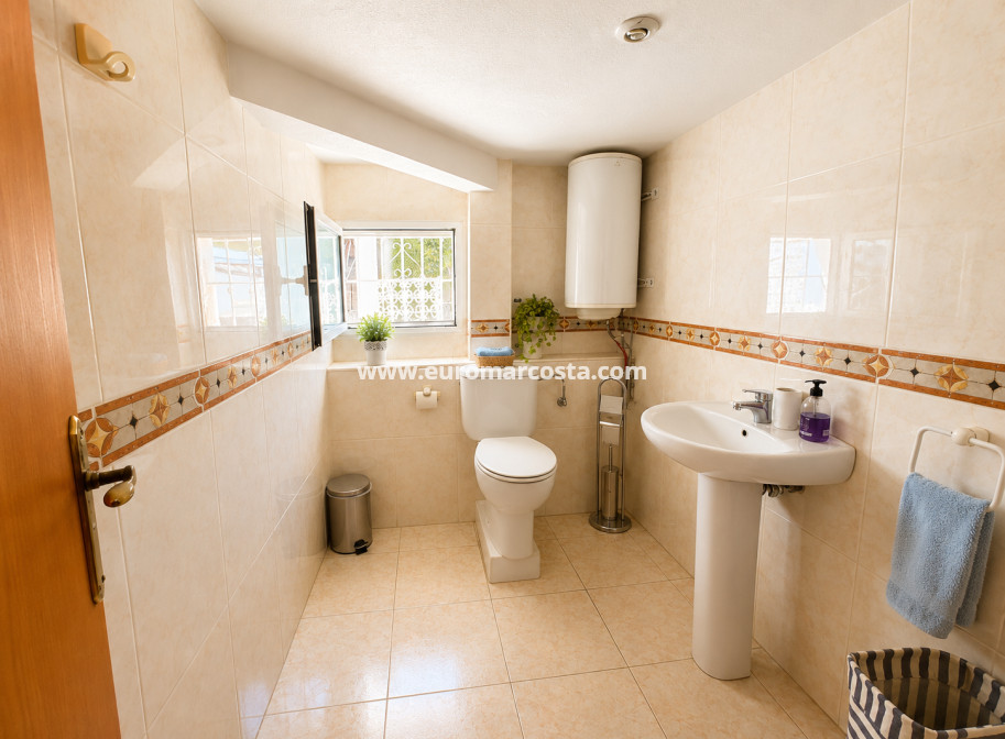 Venta - Villa - Torrevieja - TORREVIEJA