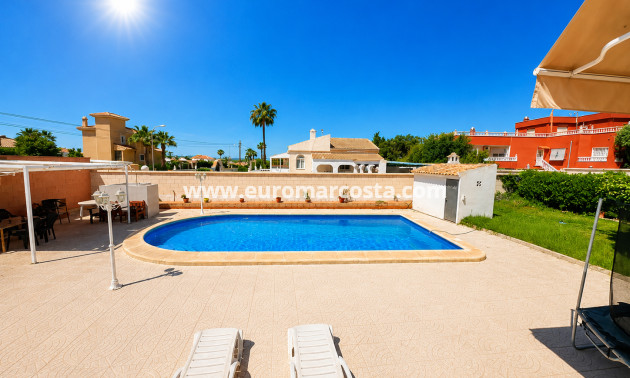 Venta - Villa - Torrevieja - TORREVIEJA
