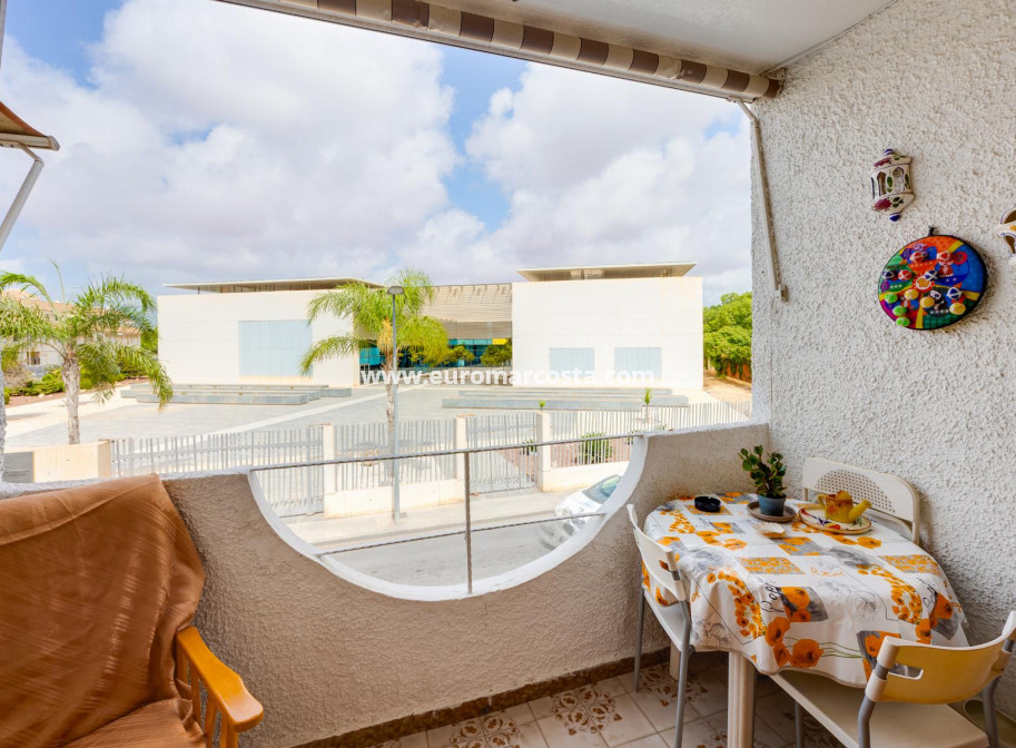 Venta - Bungalow - Torrevieja - TORREVIEJA