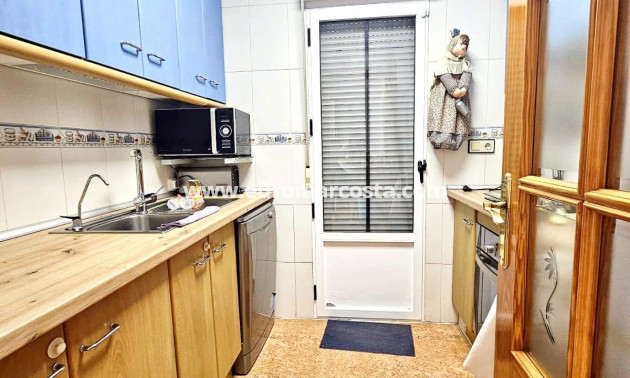 Venta - Chalet - Orihuela Costa